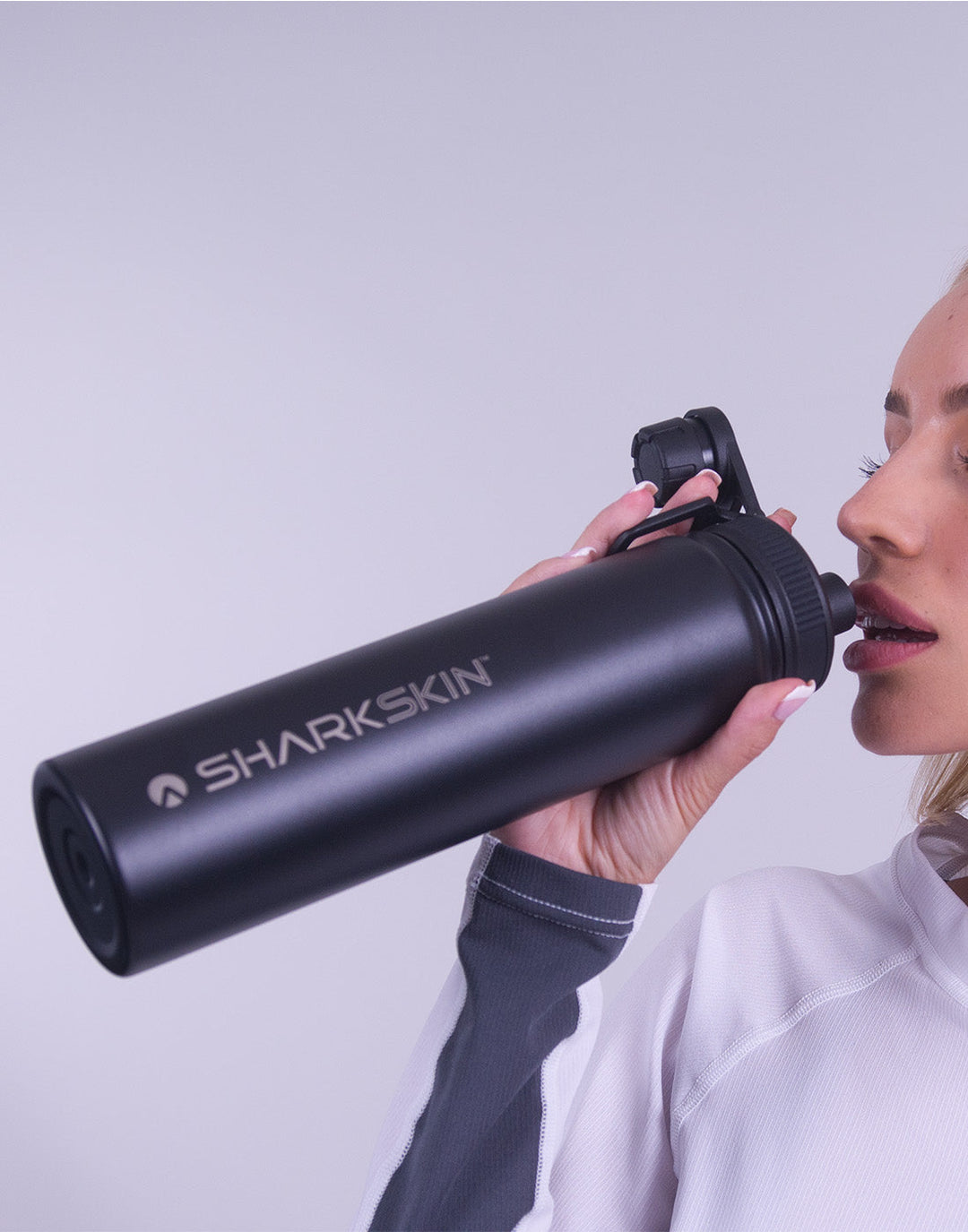 SHARKSKIN INSULATED WATER BOTTLE